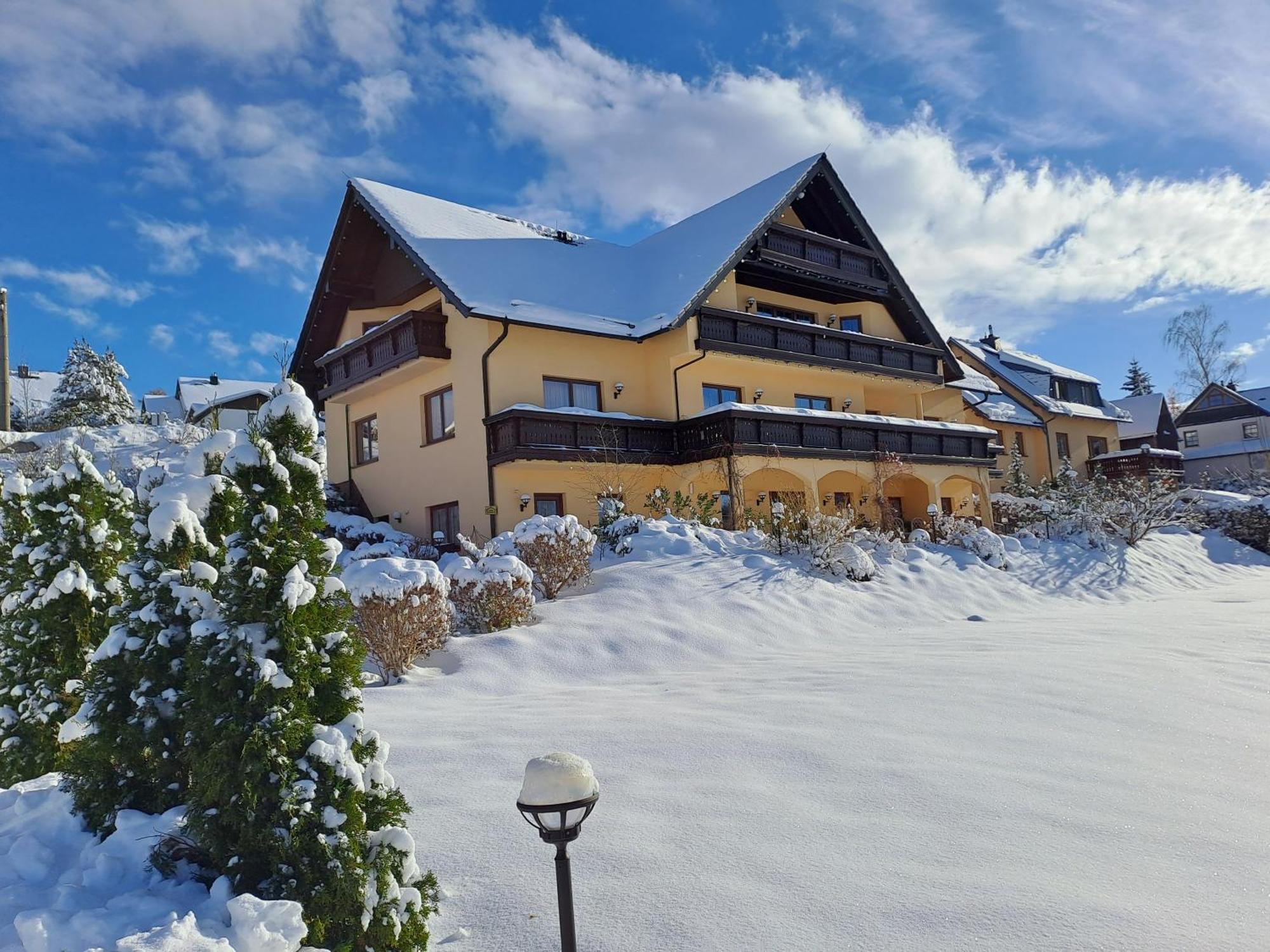 Pension Bergblick Marienberg Ngoại thất bức ảnh